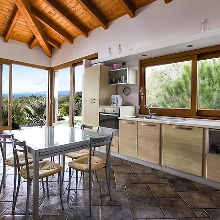 Clicksardegna Paraiba Fronte Mare Per 12 Persone Villa *