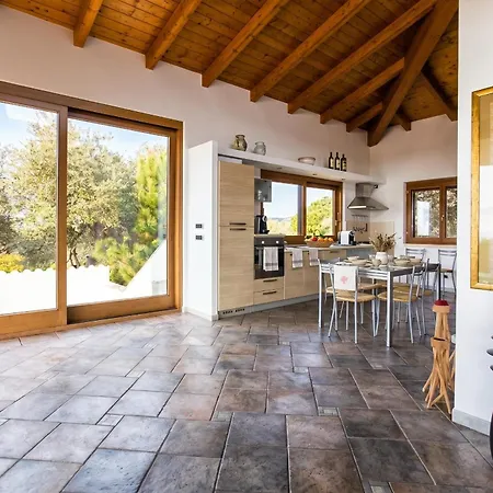 Villa Clicksardegna Paraiba Fronte Mare Per 12 Persone