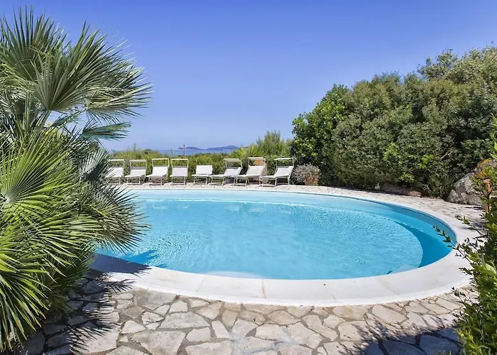 Villa Clicksardegna Paraiba Fronte Mare Per 12 Persone